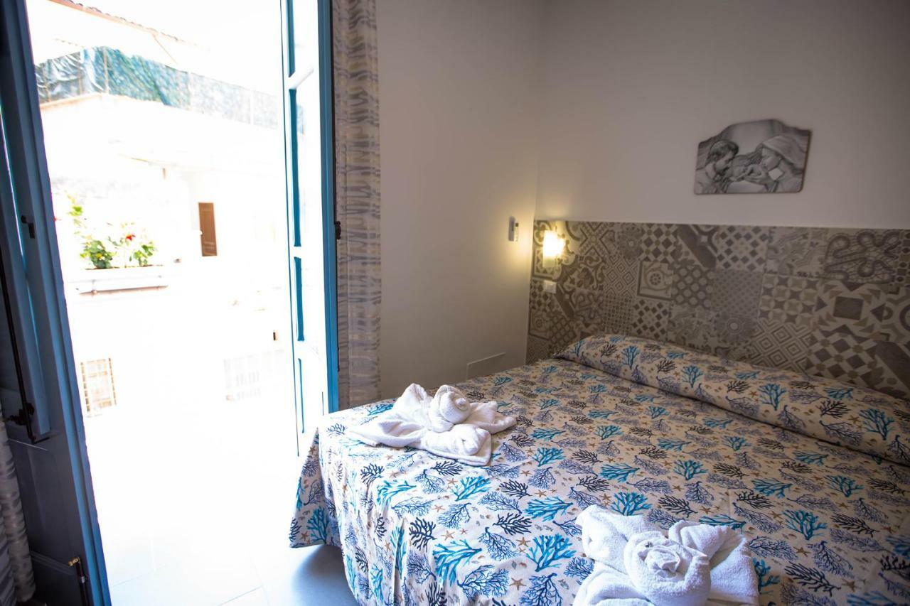 Residence Vivaldi Castellammare del Golfo Esterno foto